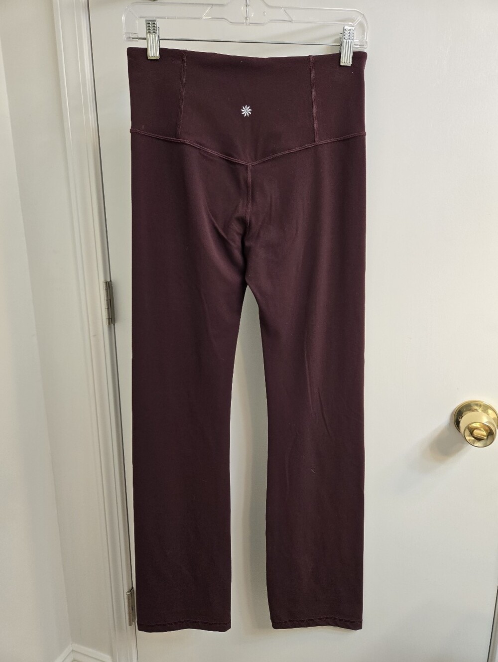 Athleta Elation Straight Leg Pants Leggings Dark Burgundy, Medium